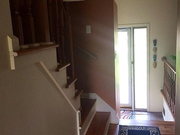 3rd image of 6057 Trenton Dr