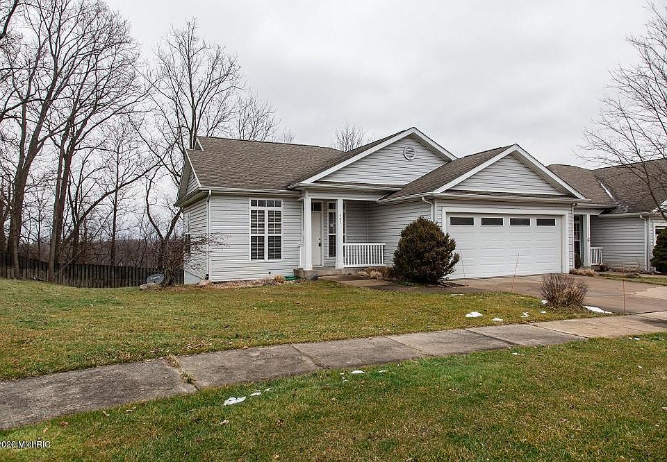 1st image of 901 Duckett Dr