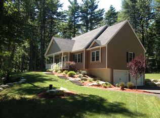 44 Frontier Dr, Pelham, NH 03076