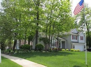11531 Ventura Dr, Saint John, IN 46373