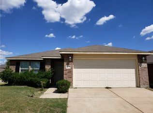 9001 Old Clydesdale Dr, Fort Worth, TX 76123