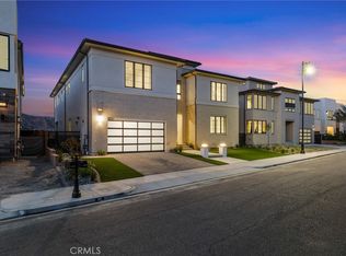 11854 Hillsborough Ln, Northridge, CA 91326