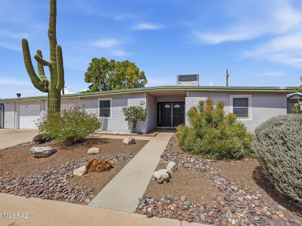 8457 E Beverly St, Tucson, AZ 85710
