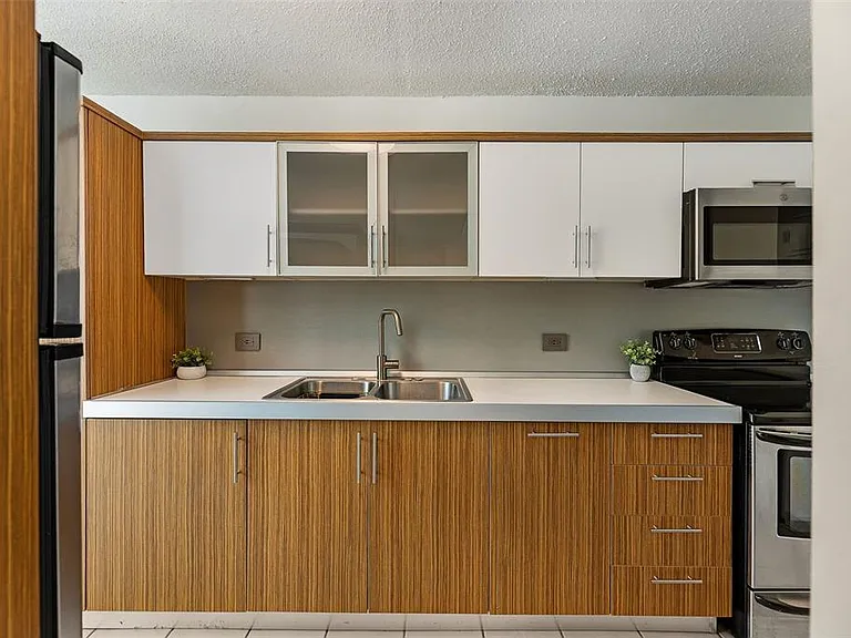 37 Cond Atrium Park Regina Marina #408C — Photo 3