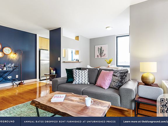 3rd image of 235 W 48th St APT 17M