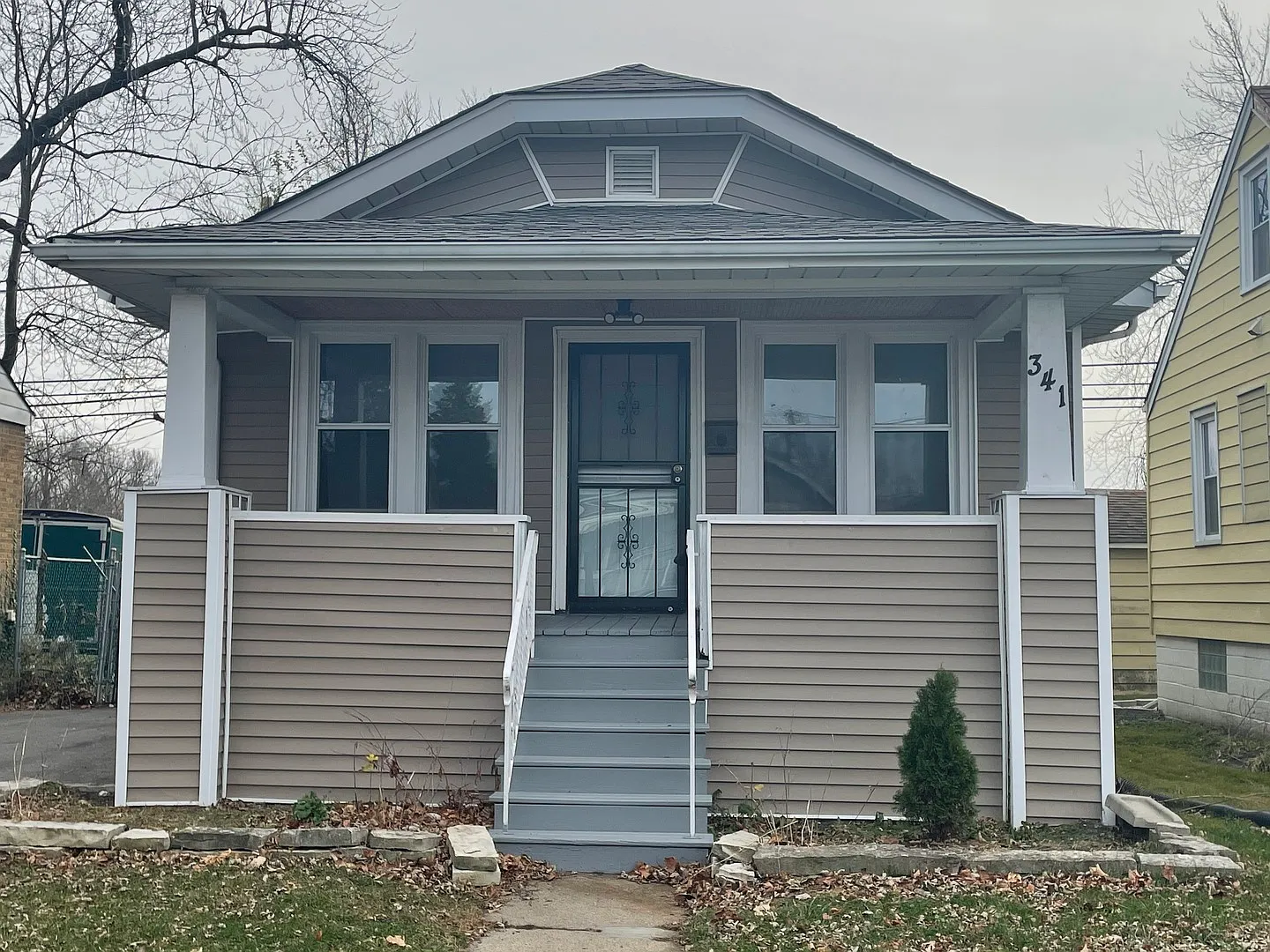 341 Warren St photo 1