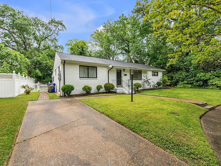 501 Euwanee Pl — Photo 7