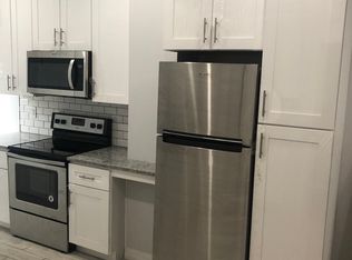 1879 Grove St APT 1R, Ridgewood, NY 11385