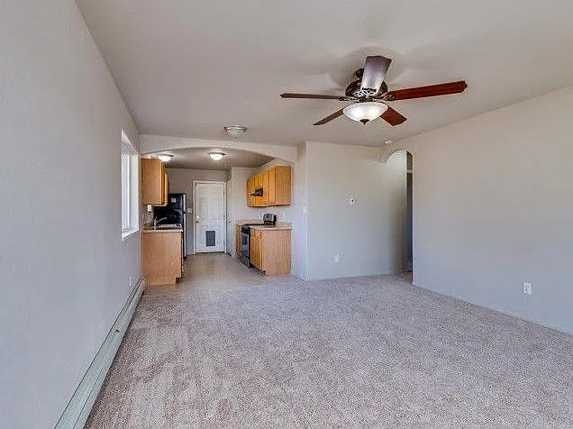 694 Bayberry Ct — Photo 5