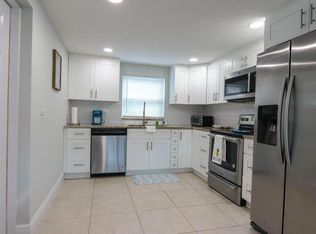 2520 Ridgeway Ave, West Palm Beach, FL 33401