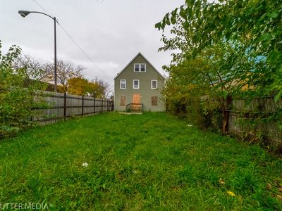 4401 W Thomas St, Chicago, IL, 60651