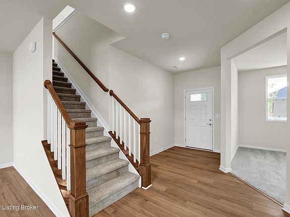 5th image of 8417 Hollis View Way