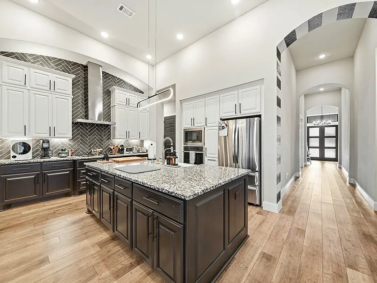 8902 Iron Forge Rd — Photo 3
