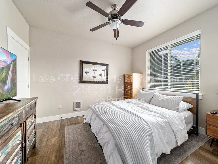 3343 N Rosalia Rd — Photo 8