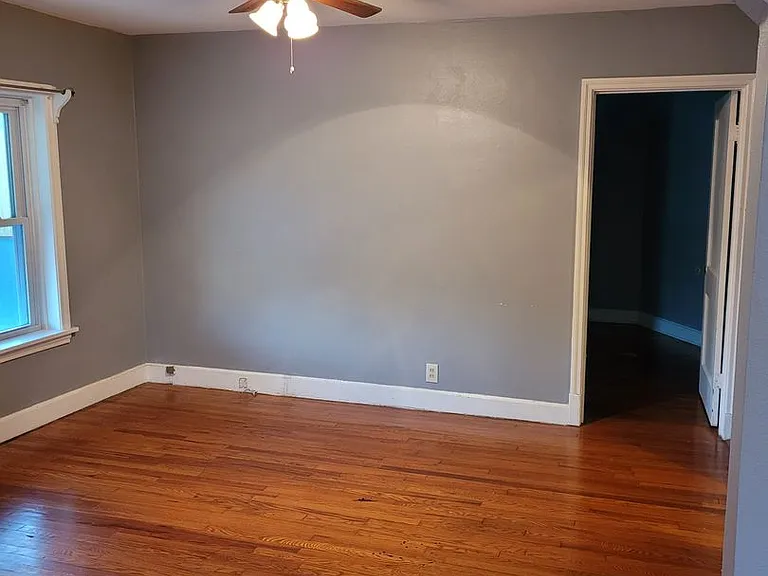 4710 Eichelberger St — Photo 3