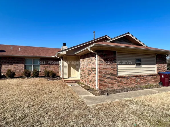 1709 Brooken Hill Dr, Fort Smith, AR 72908