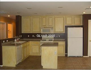 4th image of 3634 Famiglia Dr
