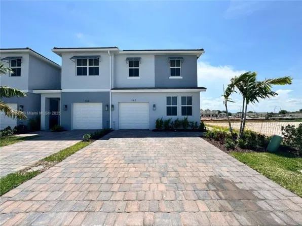 142 NE 14th St, Homestead, FL 33030