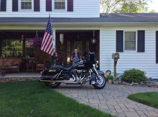 15 Heather Ln, Middletown, NJ 07748