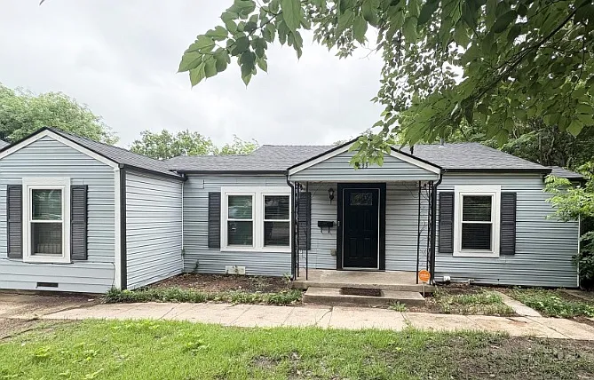 4233 Alamo Ave — Photo 1
