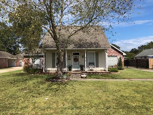 1st image of 1451 Basswood Dr