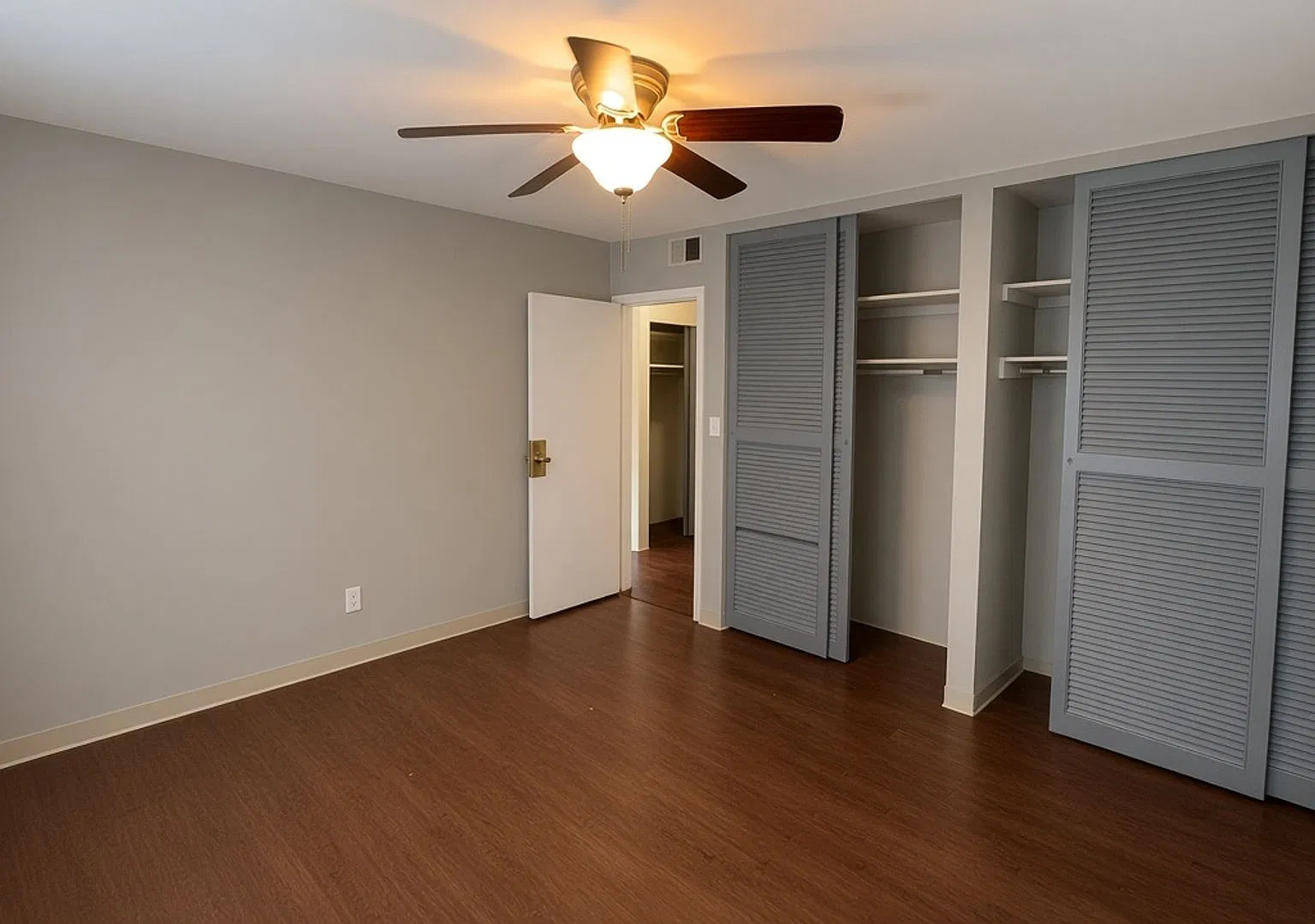 Cozy 2-bedroom 1 bath in Lexington KY — Photo 2