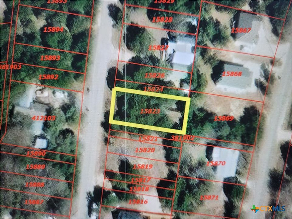 2nd image of 324 Ridgerock Dr