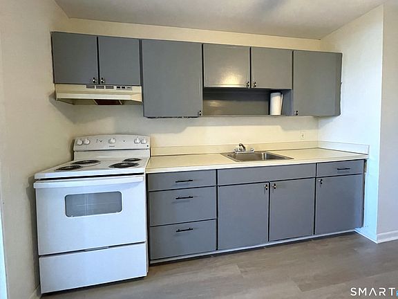 3rd image of 1730 State St APT 404