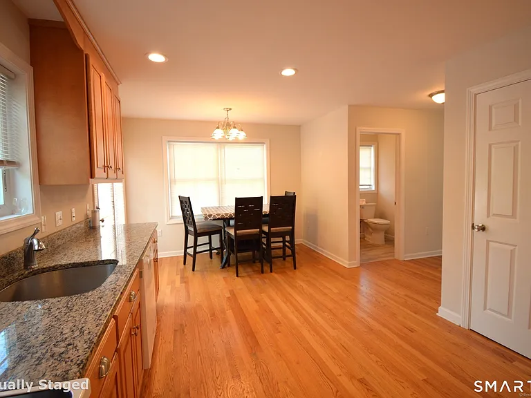 173 Saybrook Rd — Photo 8