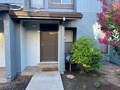 564 Pirinen Ln APT B, Modesto, CA, 95354