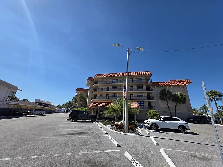17580 Gulf Blvd #311 — Photo 31