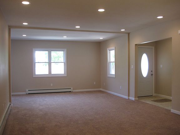 3rd image of 183 Lincoln Avenue