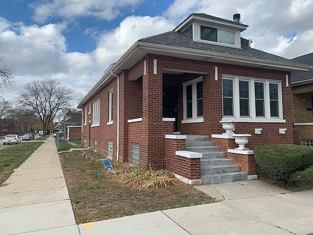 1st image of 7658 S King Dr
