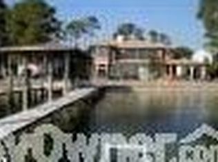 118 Lisa Marie Pl, Shalimar, FL 32579