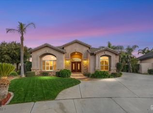 11305 Champions Ave, Bakersfield, CA 93312