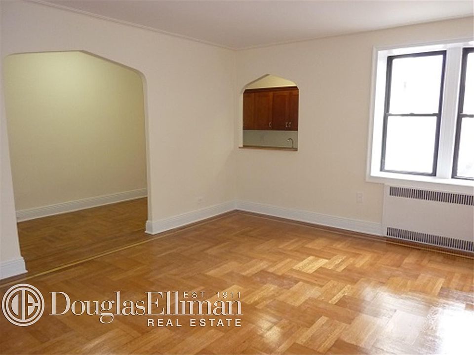 2nd image of 45 Martense St APT 5L