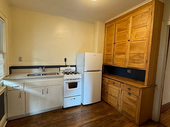 5th image of 2126 Harriet Ave S
