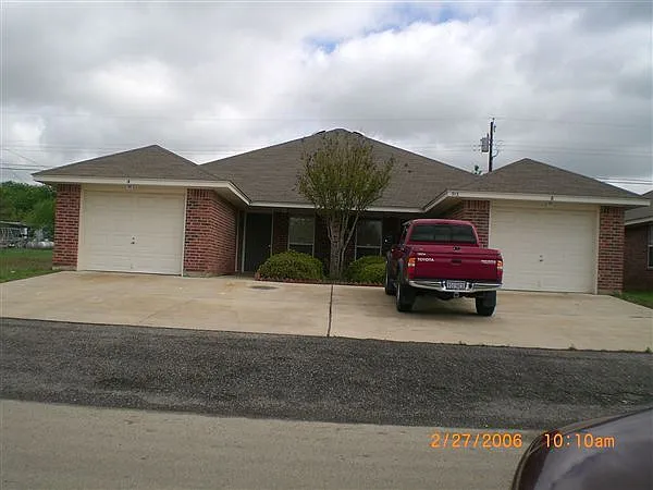 913 Rosewood