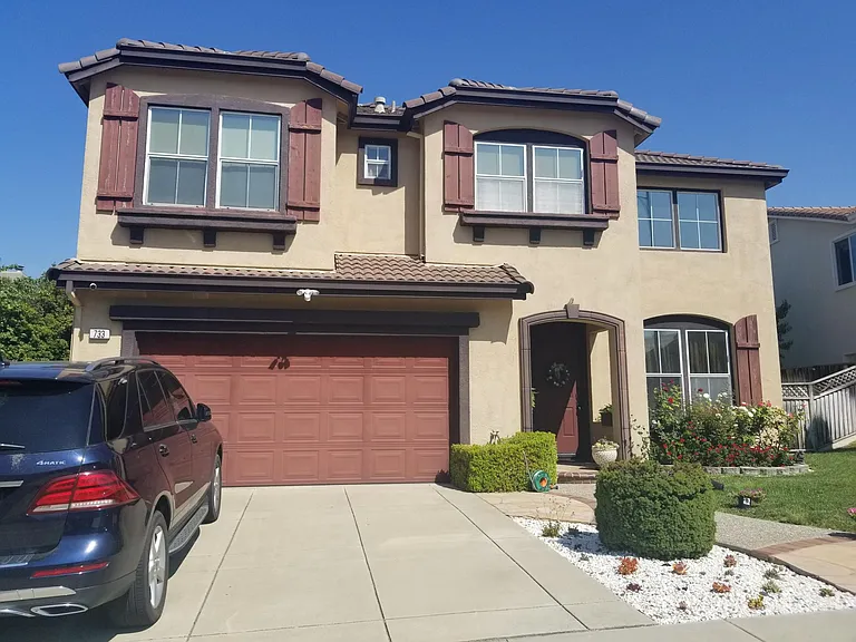 733 Ashton Oaks Way — Photo 1