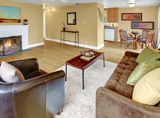 8827 36th Ave S, Seattle, WA 98118