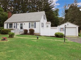 30 E Hill Rd, Canton, CT 06019