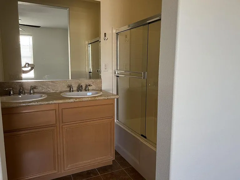 1800 E Lakeshore Dr #504 — Photo 26