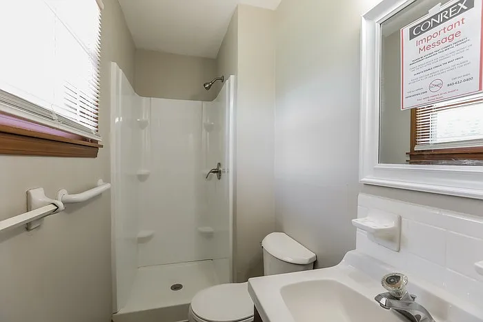 1223 E 25th St S — Photo 11