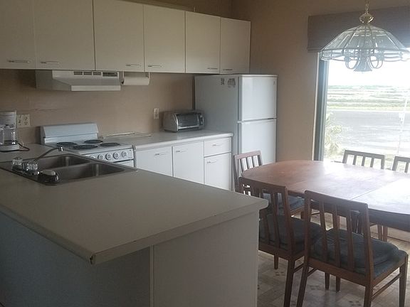 3rd image of 6403 Padre Blvd APT 47