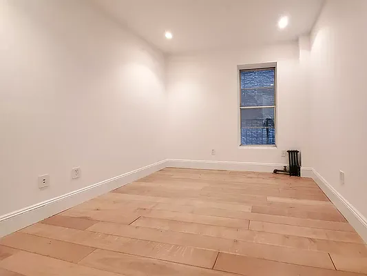 Rented by Brighton Management | media 6