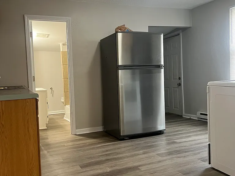 610 Marshall Rd #610 — Photo 4