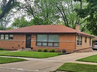9420 Kildare Ave, Skokie, IL 60076