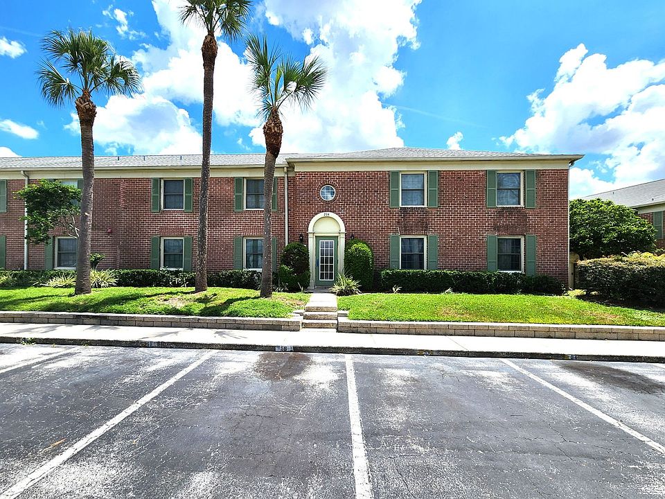 1st image of 204 Georgetown Dr APT B