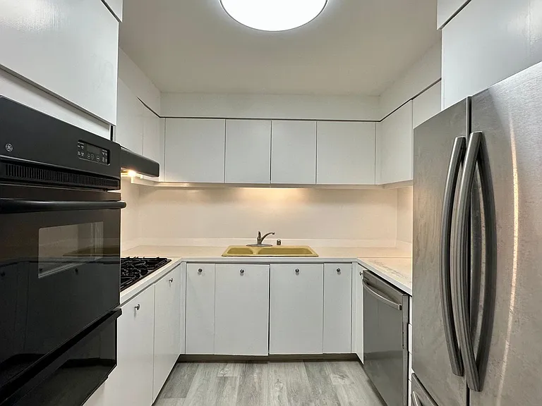 1600 Ala Moana Blvd #2506 — Photo 5