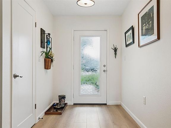 5th image of 4521 EDITH STREET